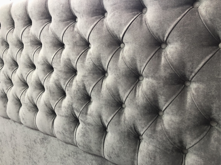 Chesterfield Upholstered Bed